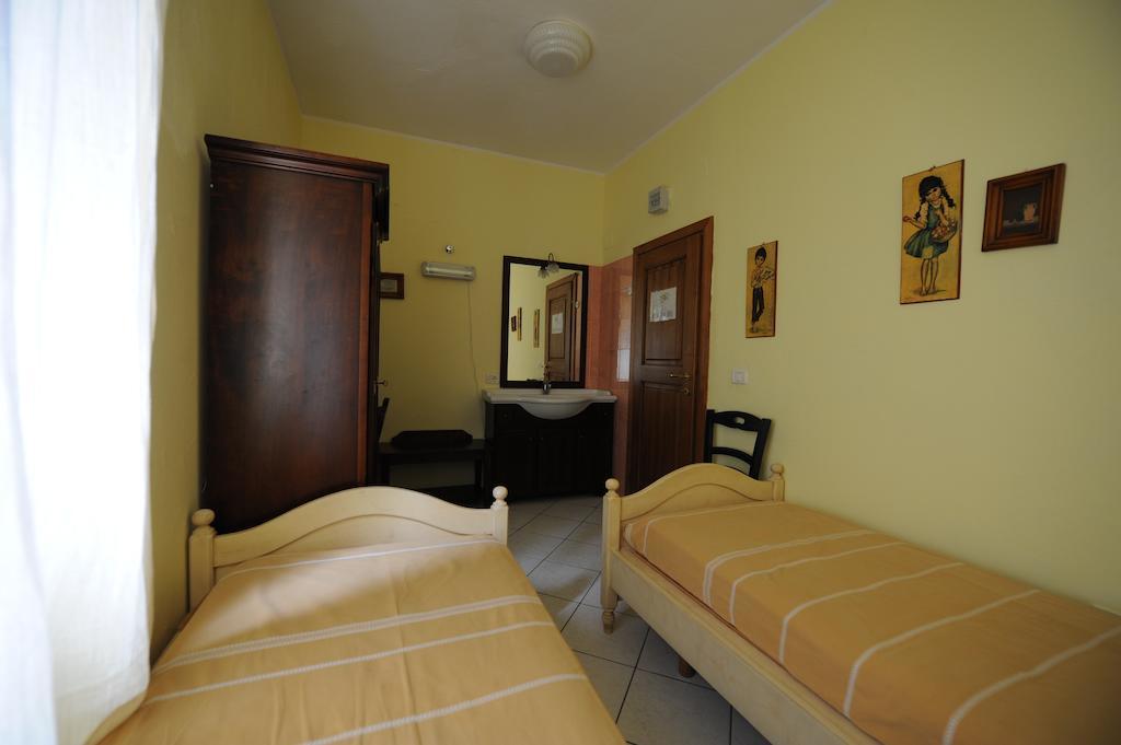 Residence Vacanza Mare Marina di Campo Pokój zdjęcie